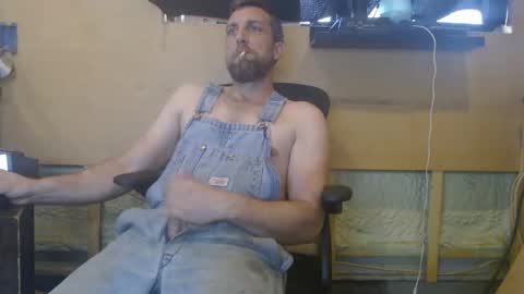 Snapshot of johnplayer23 chatting on April 14, 2026, 2:56 pm johnplayer23 online show from April 14, 2026, 2:56 pm