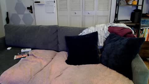 johnresmain online show from December 11, 2024, 5:15 pm