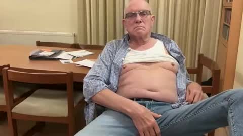 Snapshot of johnsenior41 chatting on November 1, 2025, 7:27 pm johnsenior41 online show from November 1, 2025, 7:27 pm