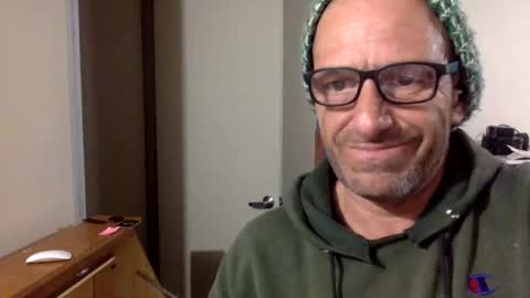johnsmith0075 online show from June 25, 2026, 9:36 am