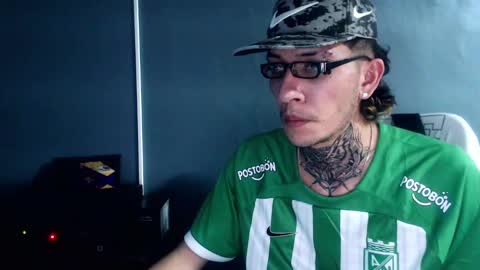 johnsonisaac94  online show from December 13, 2024, 7:25 am