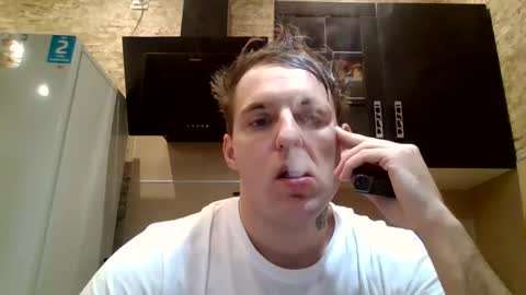 Snapshot of johny_hurdman27 chatting on December 24, 2024, 10:33 am johny27 online show from December 24, 2024, 10:33 am