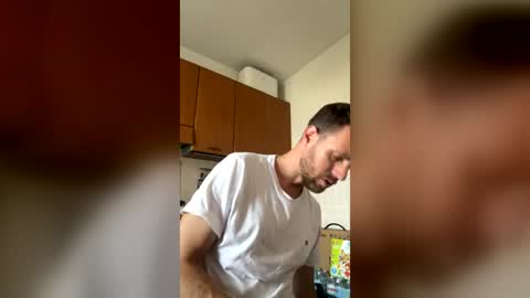 jojo19844 online show from August 6, 2026, 12:18 pm