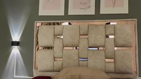 jolie_lov online show from September 25, 2025, 1:37 pm