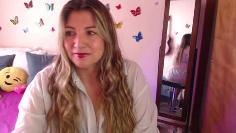Jolie Mature online show from January 28, 2025, 8:36 pm