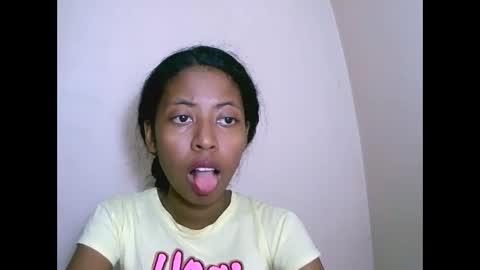 joliekah27 online show from November 3, 2025, 10:21 pm