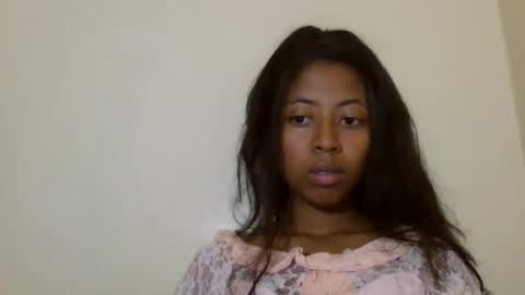 joliekah27 online show from November 20, 2025, 9:03 pm