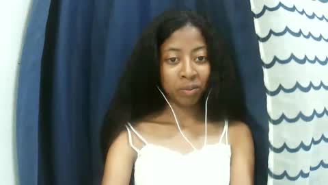 joliekah27 online show from March 2, 2026, 7:21 pm