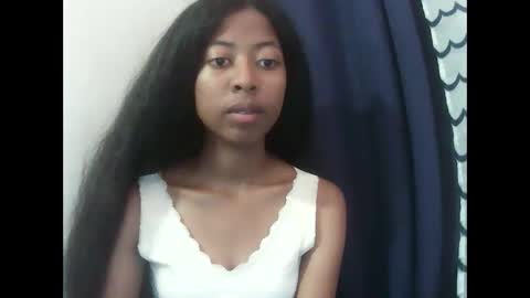 joliekah27 online show from March 8, 2026, 5:44 am