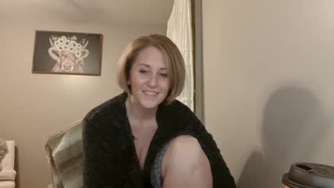 Jolie online show from February 6, 2025, 2:44 am