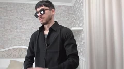 JonahShaw online show from October 25, 2025, 4:31 am