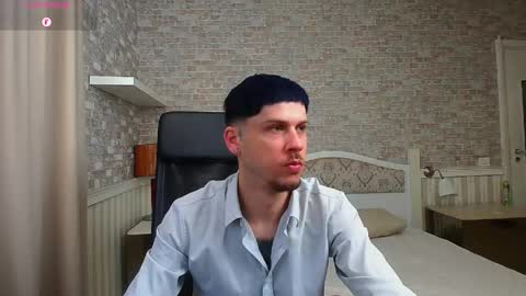 JonahShaw online show from May 11, 2026, 4:51 am