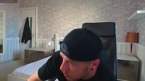 JonahShaw online show from May 24, 2026, 4:50 am