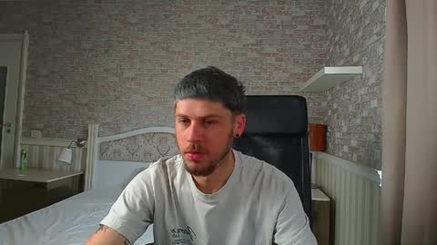 JonahShaw online show from June 1, 2026, 4:14 am