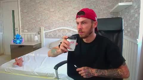 JonahShaw online show from July 12, 2026, 4:47 am
