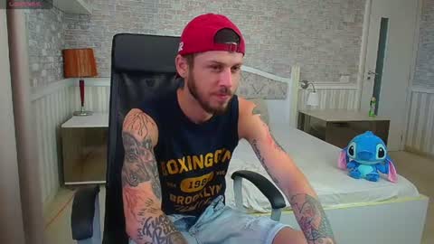 JonahShaw online show from July 25, 2026, 5:05 am