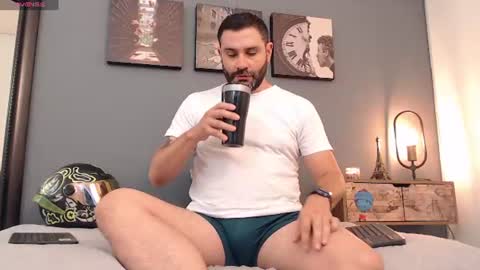 Snapshot of jonas_beard1 chatting on August 1, 2026, 9:46 pm JONAS BEARD online show from August 1, 2026, 9:46 pm