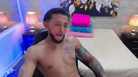 Snapshot of jonas_conor chatting on September 8, 2025, 9:03 pm Jonas  online show from September 8, 2025, 9:03 pm
