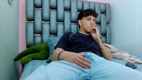 Jonathan online show from December 24, 2024, 4:08 pm