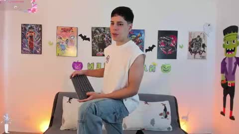 Snapshot of jonathanjoestar_ chatting on October 26, 2025, 7:42 pm Instagram jonathanfit14 online show from October 26, 2025, 7:42 pm