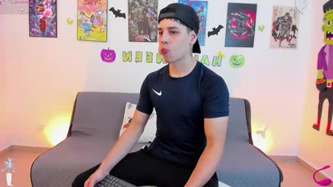 Instagram jonathanfit14 online show from November 2, 2025, 10:45 pm