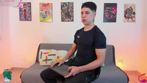 Instagram jonathanfit14 online show from November 17, 2025, 9:31 pm