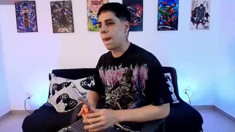 Instagram jonathanfit14 online show from April 26, 2026, 9:23 pm