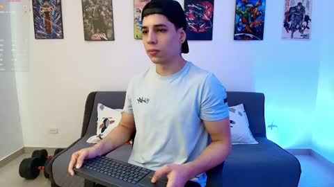 Instagram jonathanfit14 online show from May 5, 2026, 9:23 pm