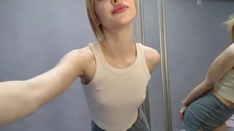 Cassandra online show from April 26, 2026, 12:58 pm