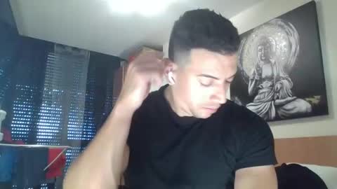 Jonhdoe22 online show from January 4, 2025, 12:16 pm