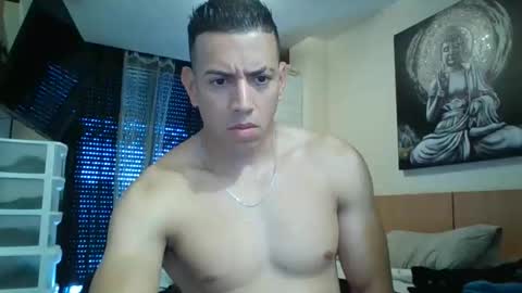 Jonhdoe22 online show from September 9, 2025, 12:26 pm