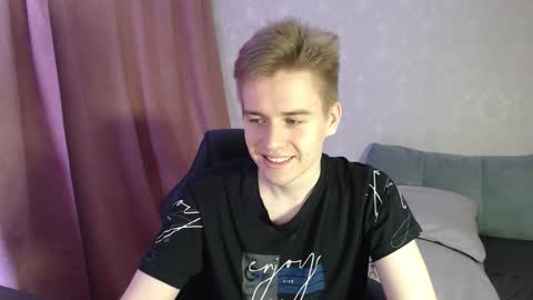 Snapshot of joni_huber chatting on March 27, 2026, 8:19 pm Joni online show from March 27, 2026, 8:19 pm