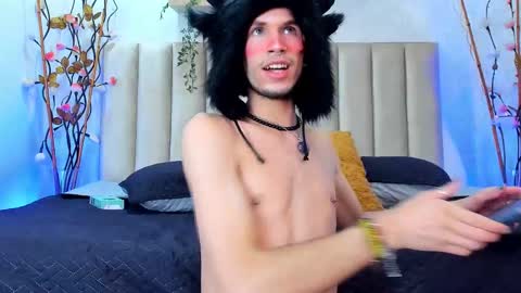 Snapshot of jonny_gilbert chatting on February 25, 2026, 8:40 pm jonny_gilbert online show from February 25, 2026, 8:40 pm