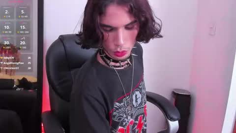 jonny_gilbert online show from April 25, 2026, 9:01 pm