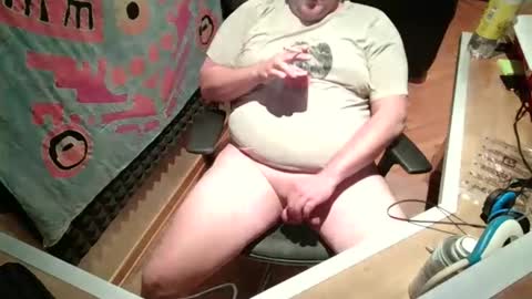 jonnyfreesolo online show from October 19, 2025, 1:39 am