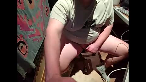 jonnyfreesolo online show from December 14, 2025, 9:47 am