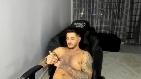 jonnyporn1 online show from February 13, 2026, 9:11 pm