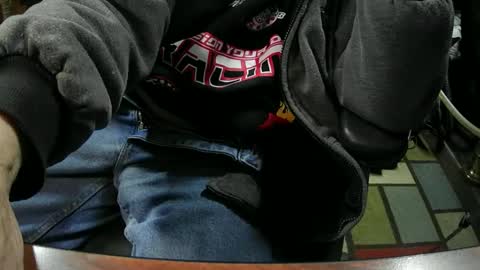 Snapshot of jonsexy1958 chatting on January 15, 2025, 2:17 am jonsexy1958 online show from January 15, 2025, 2:17 am