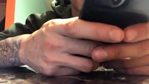 Snapshot of jonyflak chatting on December 6, 2024, 6:48 am Joohn online show from December 6, 2024, 6:48 am