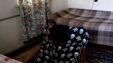 Jordan Dior online show from October 4, 2025, 6:33 am