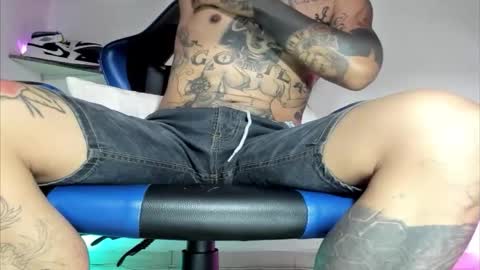 jordan33blake online show from November 30, 2025, 3:49 pm