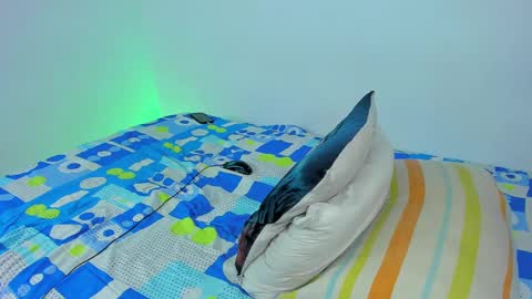 Jordn  follow me on my soyjordanditri  model account online show from December 4, 2024, 11:52 am