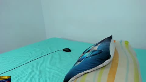 Jordn  follow me on my soyjordanditri  model account online show from February 1, 2025, 10:59 am