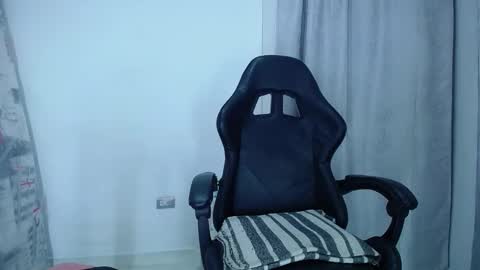 Snapshot of jordan_gomez_ chatting on March 1, 2025, 9:15 pm Jordan online show from March 1, 2025, 9:15 pm