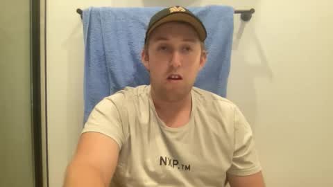 jorddiickzilla online show from November 10, 2025, 4:44 am