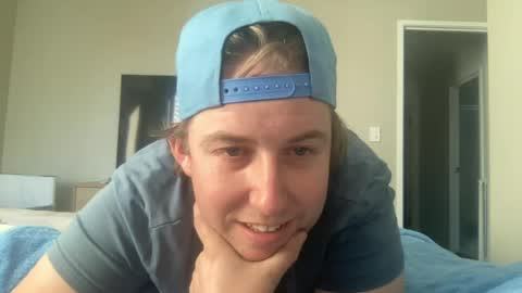 jorddiickzilla online show from July 14, 2026, 5:45 am