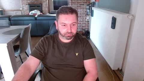 joscrossbot online show from January 20, 2025, 1:42 pm