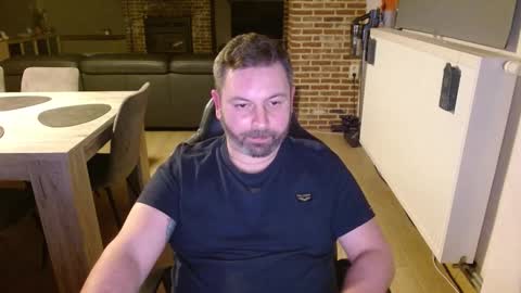 joscrossbot online show from February 18, 2025, 6:37 pm