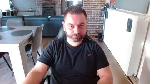 joscrossbot online show from February 23, 2025, 8:28 am