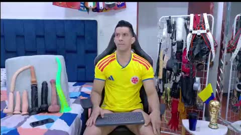 jose_rumbero91 online show from July 3, 2026, 11:38 am